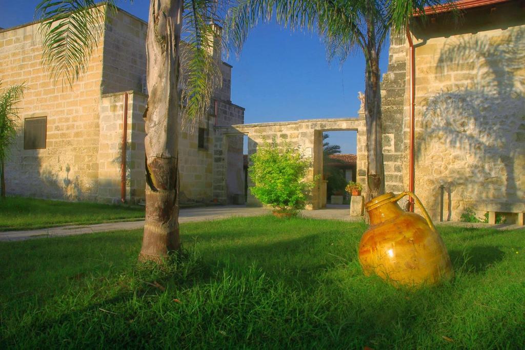 Masseria Grande Hotell Torre dell'Orso Exteriör bild